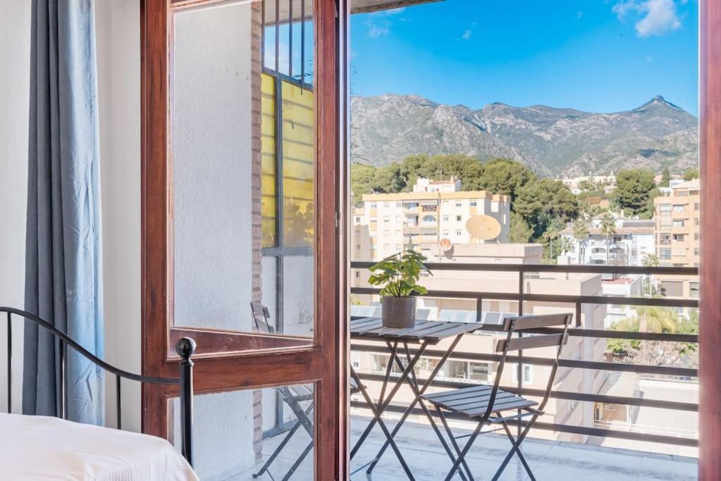 Central Beach Apartment With Free Parking And Pool Marbella Exterior foto